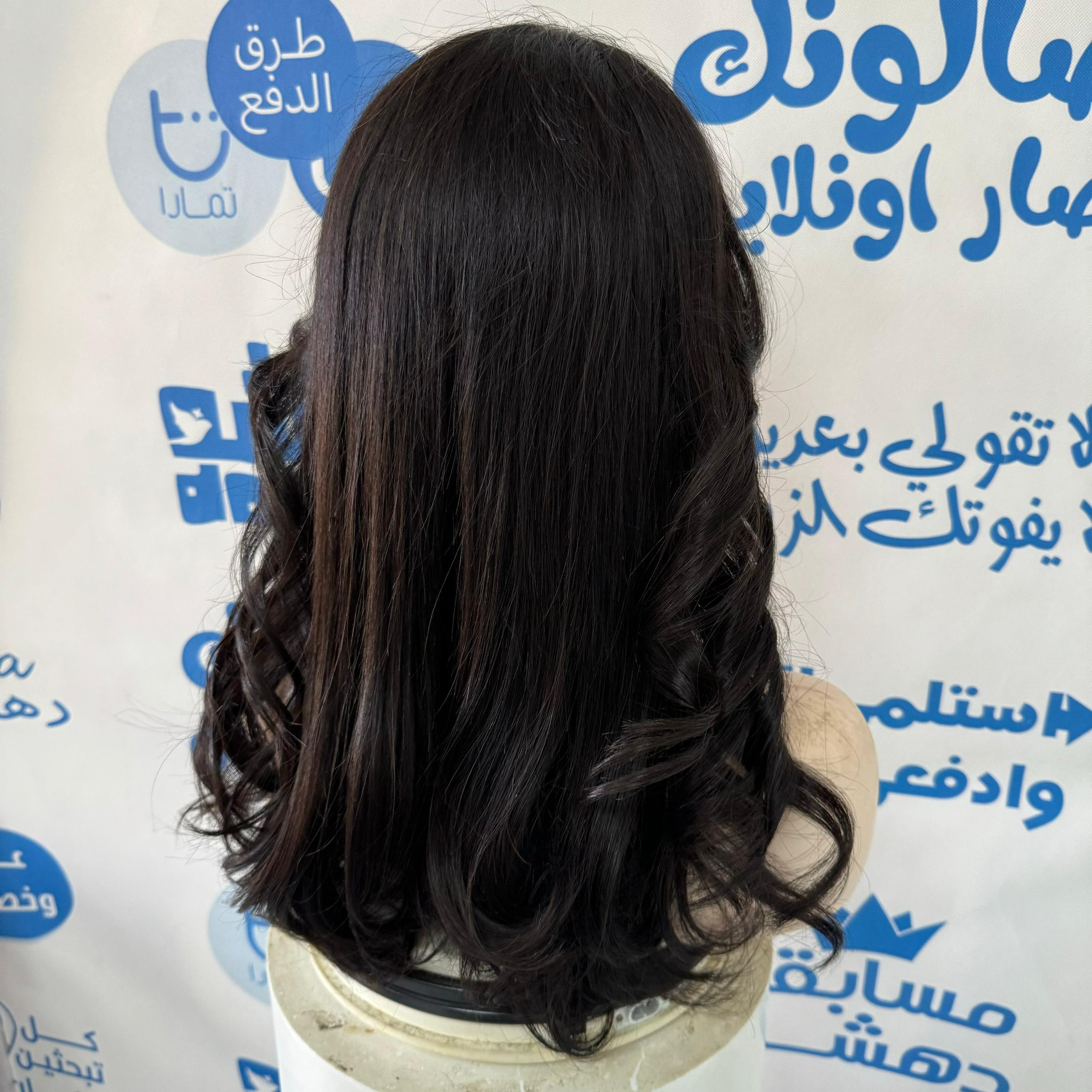 باروكة شعر طبيعي طول 18 انش بقصه مميزة فروه حرير ( فروه حقيقه )  - بني